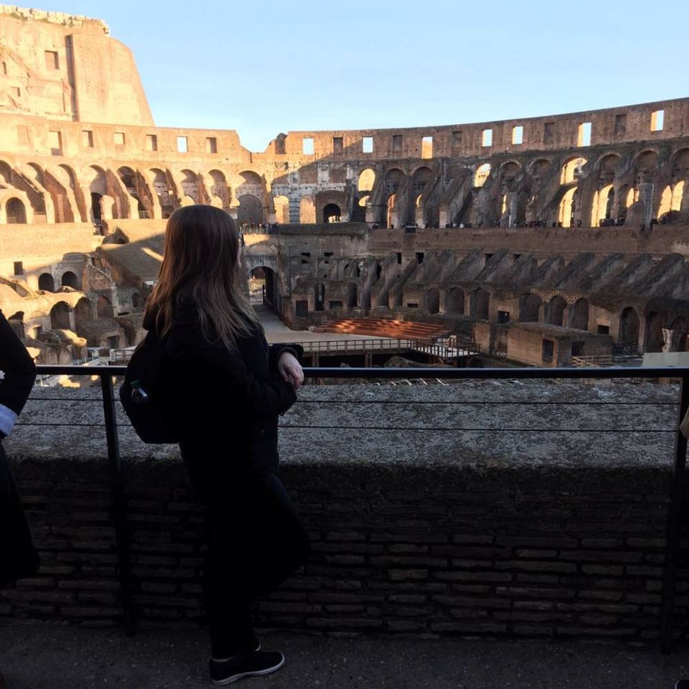 Meet your Posher, Laura